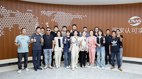 泉州經銷商團隊來司參觀考察！